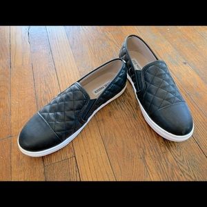 Steve Madden ECENTRCQ BLACK Slip-on size 8